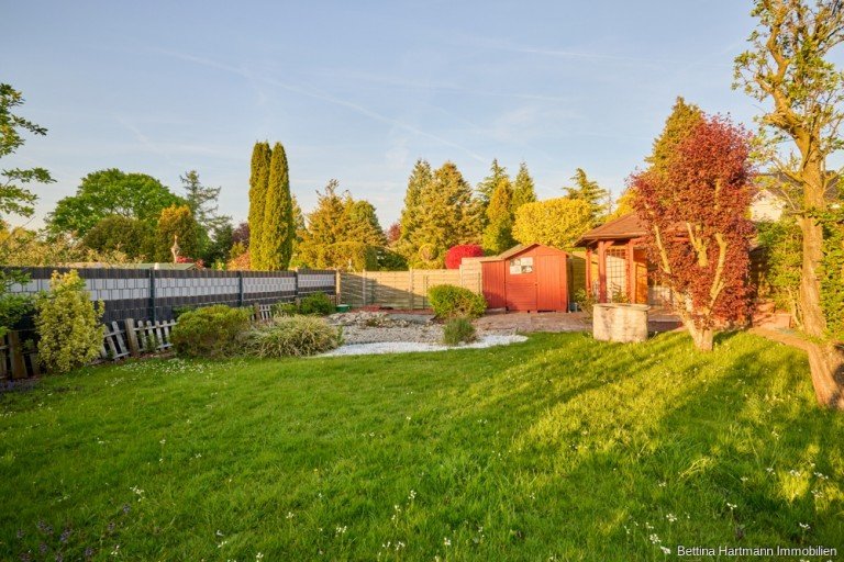 Garten Dortmund Etagenwohnung Familiengl�ck in Lanstrop - 4-Zimmer-Wohnung mit Garten, Balkon & 2 Stellpl�tzen in Dortmund